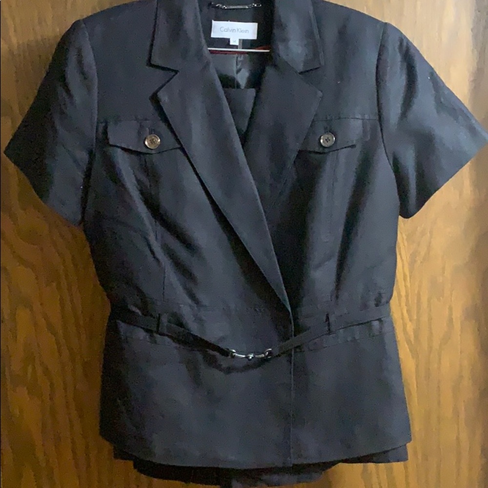 Calvin Klein 2 piece linen suit